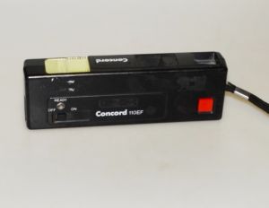 Anologový fotoaparát CONCORD 110 EF